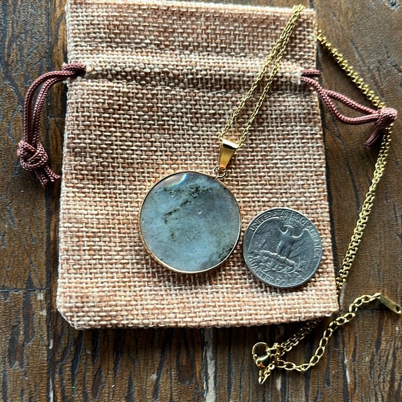 Genuine Labradorite Round Pendant Labradorite Necklace Minimalist Necklace - Picture 2 of 2